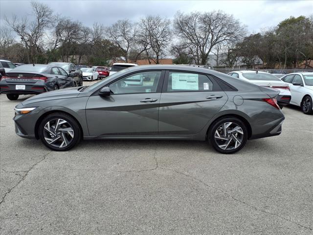 new 2025 Hyundai Elantra car, priced at $24,555