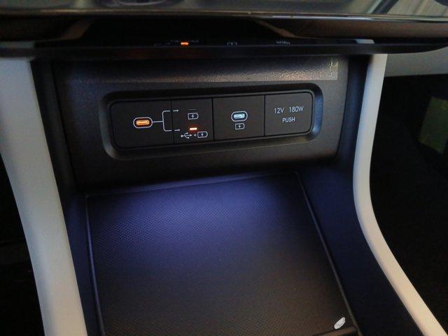 new 2025 Hyundai TUCSON Hybrid car, priced at $39,710