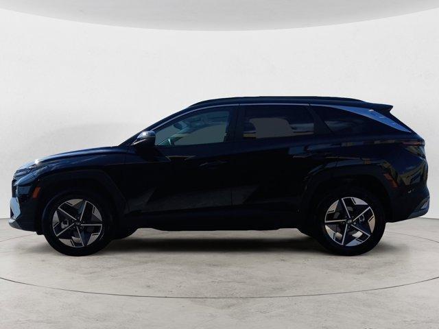 new 2025 Hyundai TUCSON Hybrid car, priced at $38,688