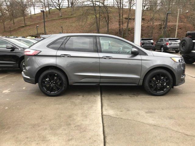 new 2024 Ford Edge car, priced at $45,454