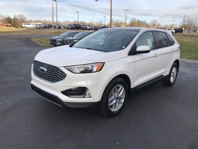 new 2024 Ford Edge car, priced at $42,581