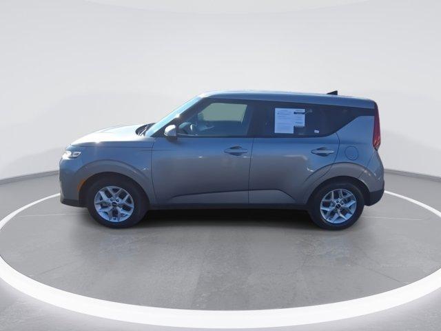 used 2022 Kia Soul car, priced at $14,998