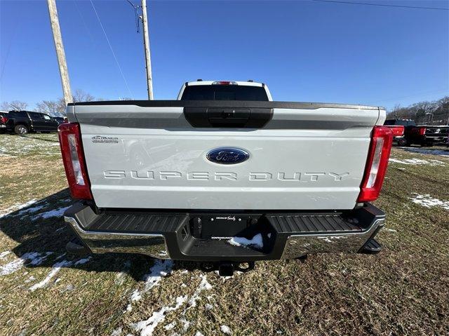 new 2025 Ford F-250 car, priced at $55,380