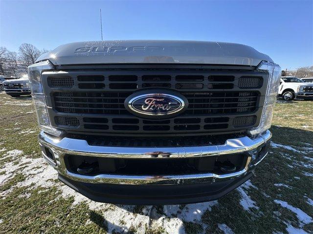 new 2025 Ford F-250 car, priced at $55,380