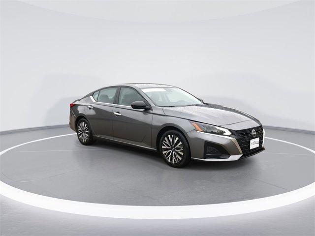 used 2024 Nissan Altima car, priced at $21,800