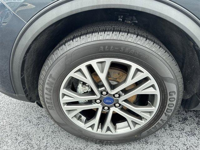 used 2022 Ford Escape car, priced at $27,800