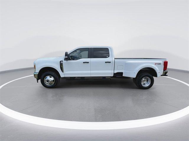 new 2025 Ford F-350 car, priced at $60,927