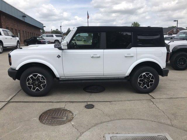 new 2024 Ford Bronco car, priced at $52,098