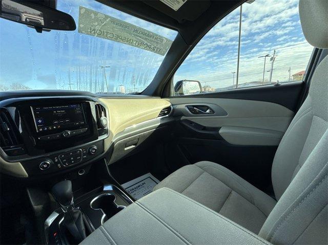 used 2023 Chevrolet Traverse car, priced at $26,600