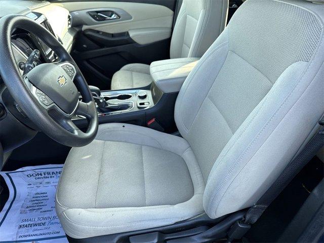 used 2023 Chevrolet Traverse car, priced at $26,600