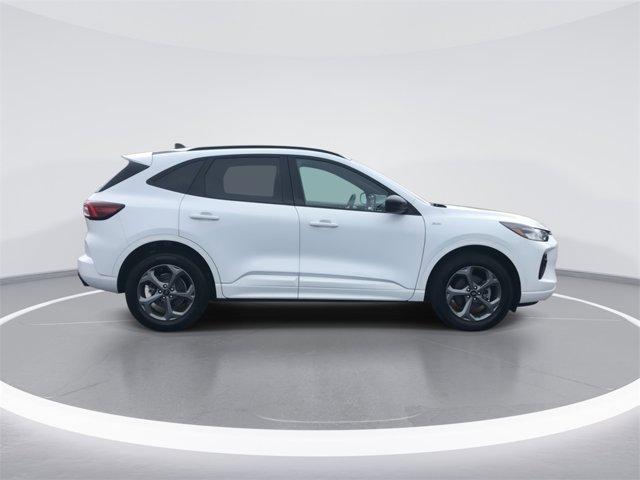 used 2023 Ford Escape car, priced at $24,875