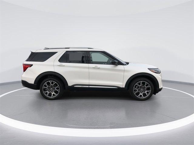 new 2025 Ford Explorer car, priced at $62,035