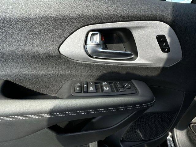 used 2024 Chrysler Pacifica car, priced at $37,899