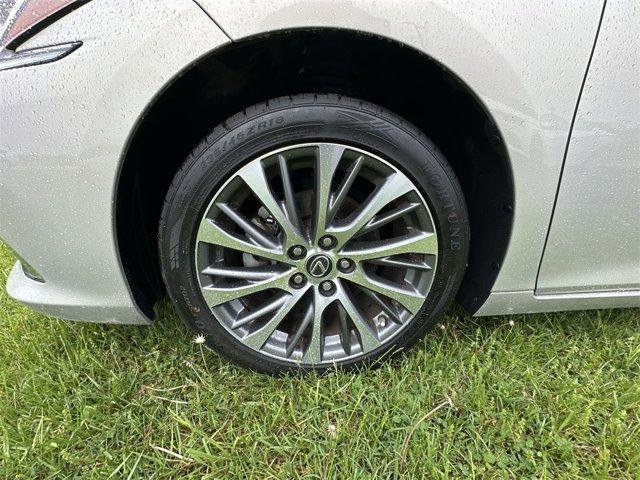 used 2019 Lexus ES 350 car, priced at $29,899