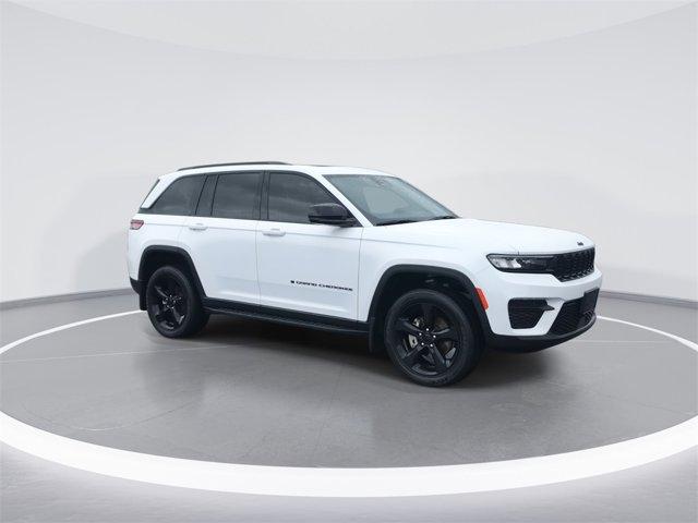 used 2022 Jeep Grand Cherokee car, priced at $32,980