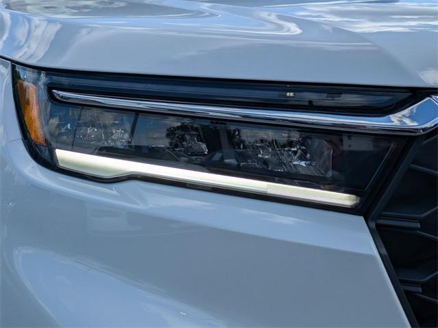 new 2025 Honda Pilot car, priced at $45,255