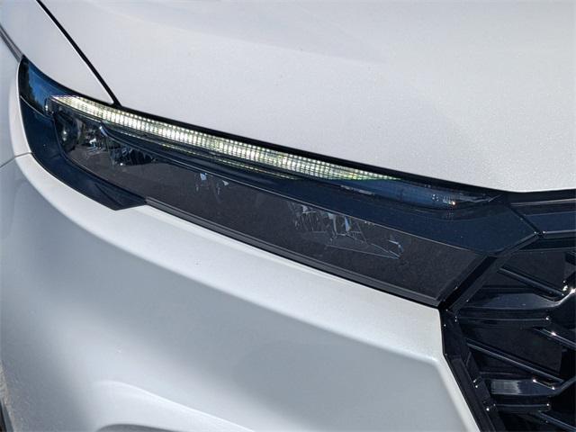 new 2026 Honda CR-V Hybrid car, priced at $35,258