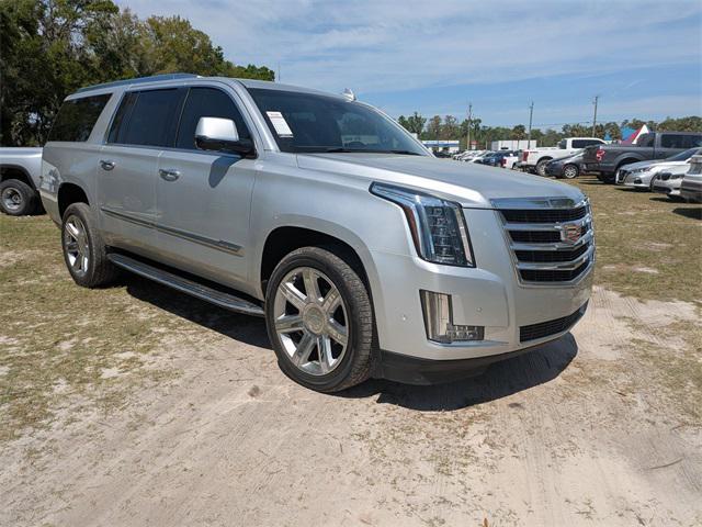 used 2020 Cadillac Escalade ESV car, priced at $38,524