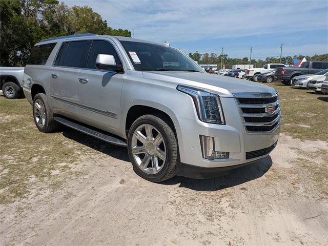 used 2020 Cadillac Escalade ESV car, priced at $38,524