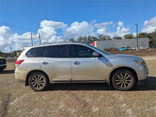 used 2015 Nissan Pathfinder car, priced at $7,556