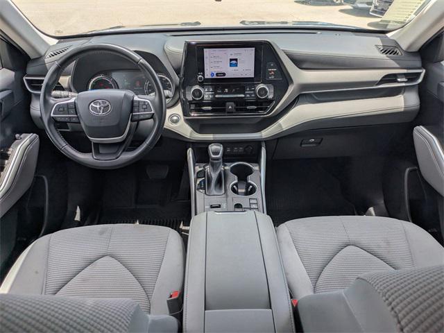 used 2023 Toyota Highlander Hybrid car, priced at $34,342