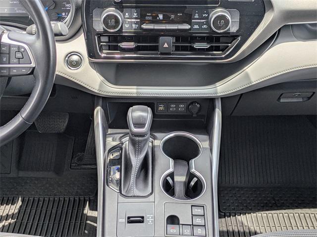 used 2023 Toyota Highlander Hybrid car, priced at $34,342