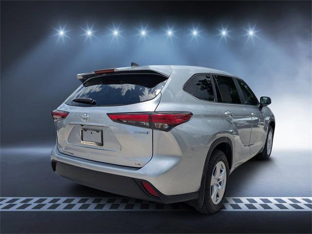 used 2023 Toyota Highlander Hybrid car, priced at $34,342