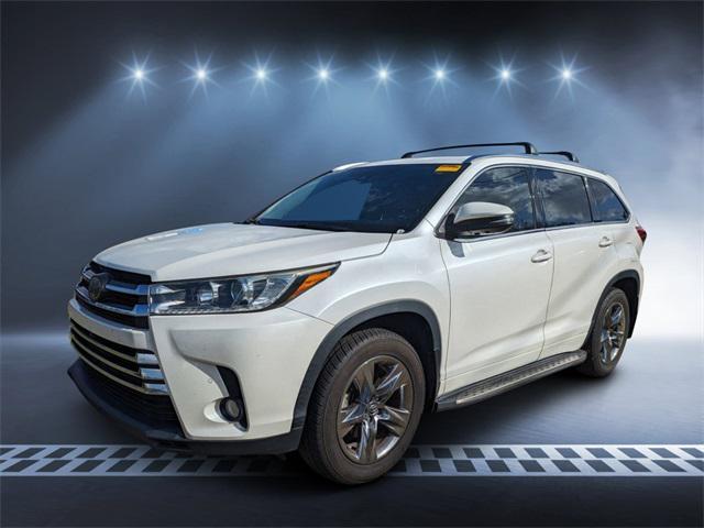 used 2018 Toyota Highlander car, priced at $25,258