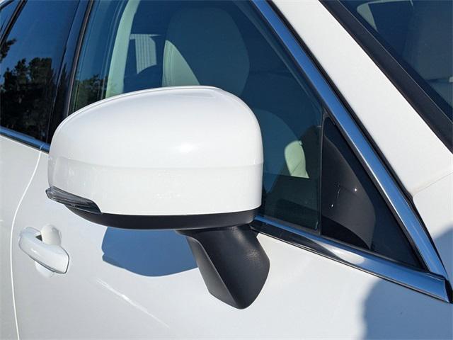 used 2022 Volvo XC60 car, priced at $25,107