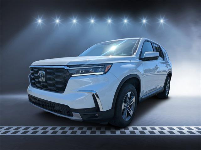 new 2025 Honda Pilot car, priced at $44,330