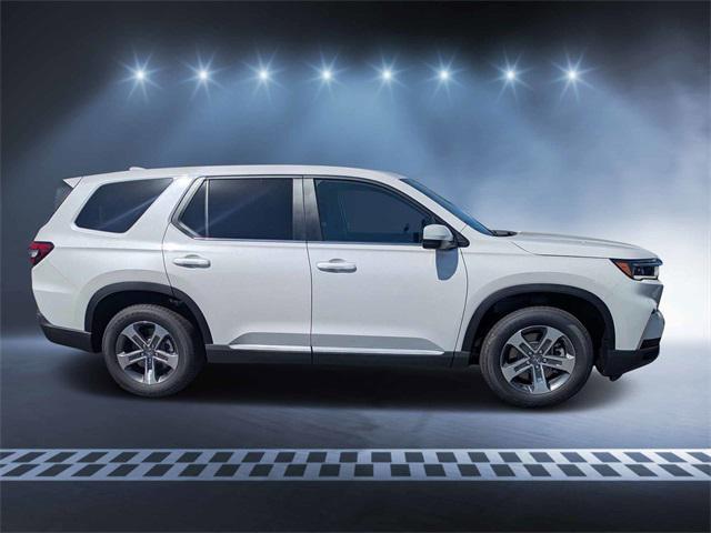 new 2025 Honda Pilot car, priced at $44,330