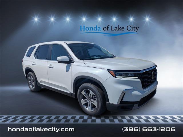 new 2025 Honda Pilot car, priced at $44,330
