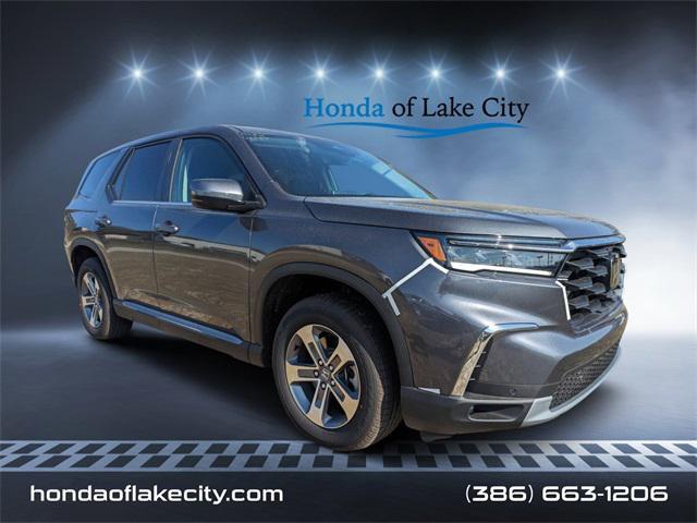 new 2025 Honda Pilot car, priced at $44,809