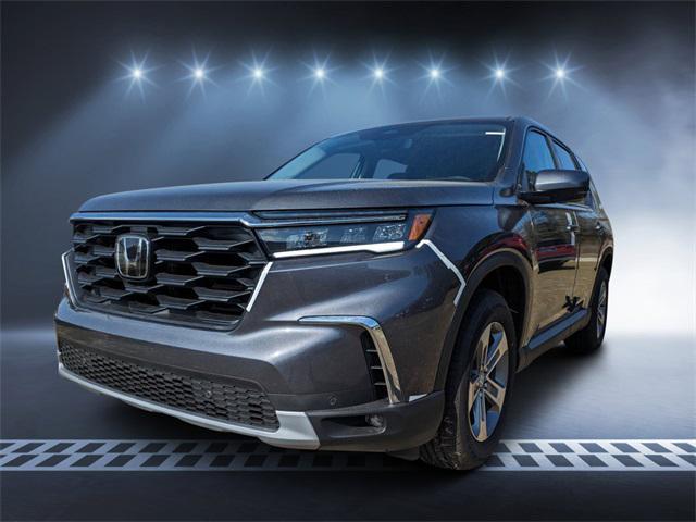 new 2025 Honda Pilot car, priced at $45,295