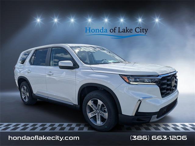 new 2025 Honda Pilot car, priced at $46,300