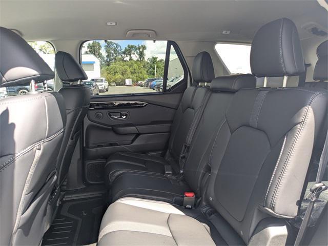 new 2025 Honda Pilot car, priced at $46,300