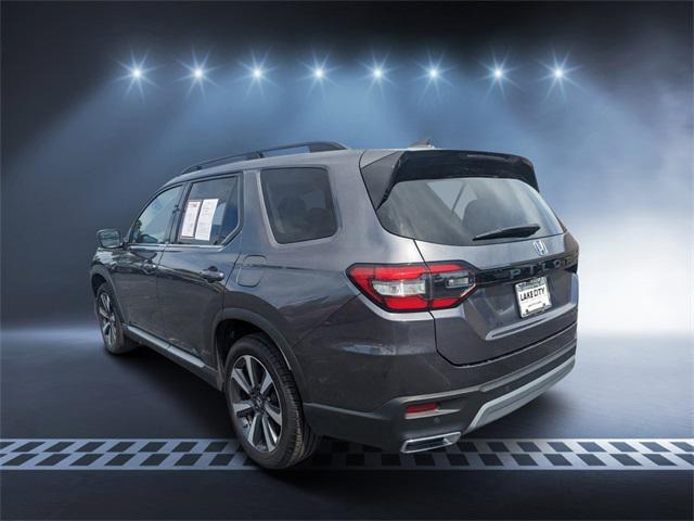 used 2023 Honda Pilot car, priced at $37,173