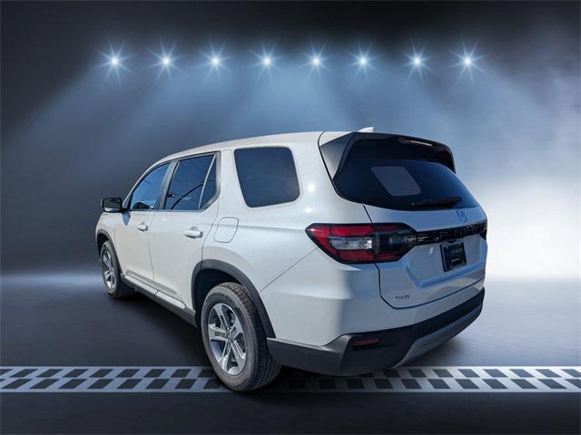 new 2025 Honda Pilot car, priced at $42,320