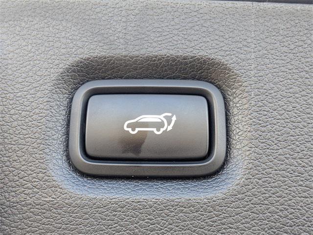 used 2020 Hyundai Santa Fe car, priced at $18,218