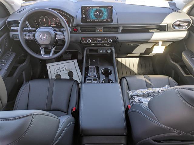 new 2025 Honda Pilot car, priced at $44,176
