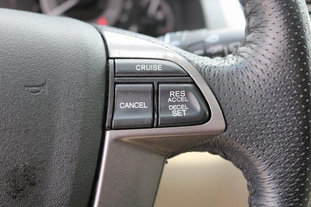 used 2015 Honda Odyssey car, priced at $11,895