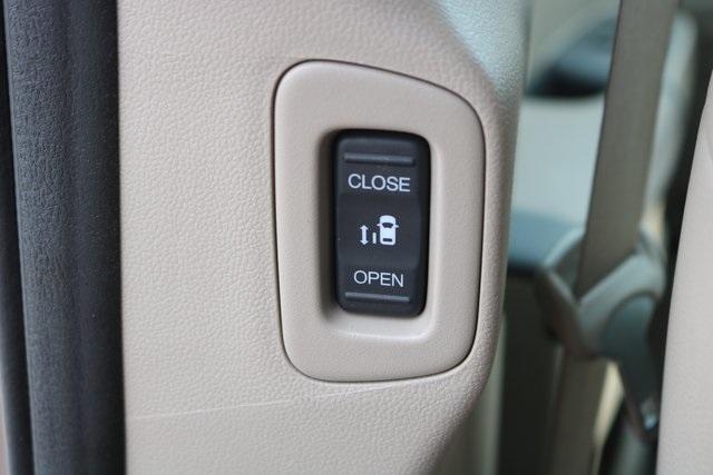 used 2015 Honda Odyssey car, priced at $11,895