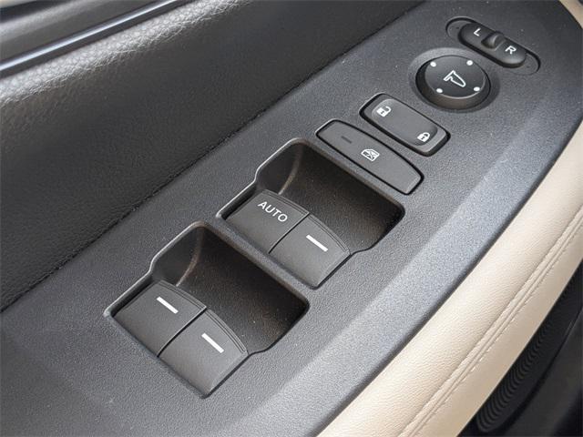 used 2025 Honda HR-V car, priced at $23,592