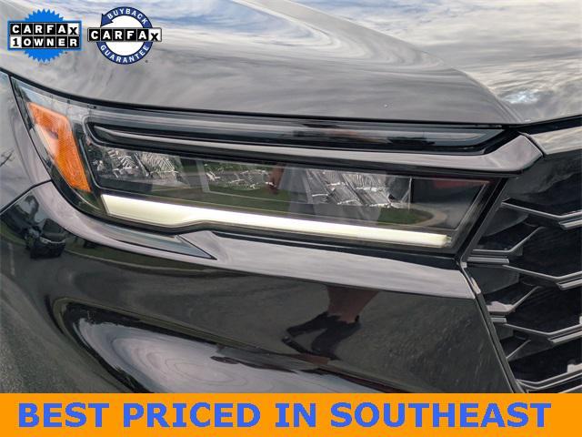 used 2025 Honda Pilot car, priced at $41,239