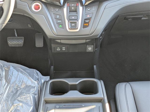 new 2026 Honda Odyssey car, priced at $41,976