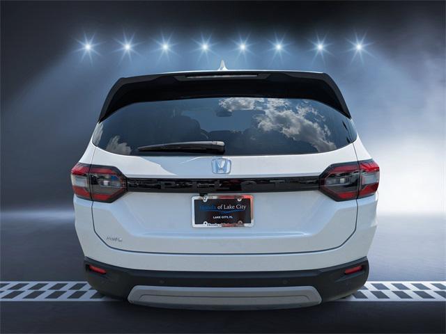 new 2025 Honda Pilot car, priced at $43,230