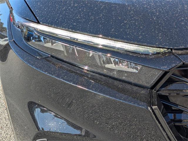 new 2026 Honda CR-V Hybrid car, priced at $38,319