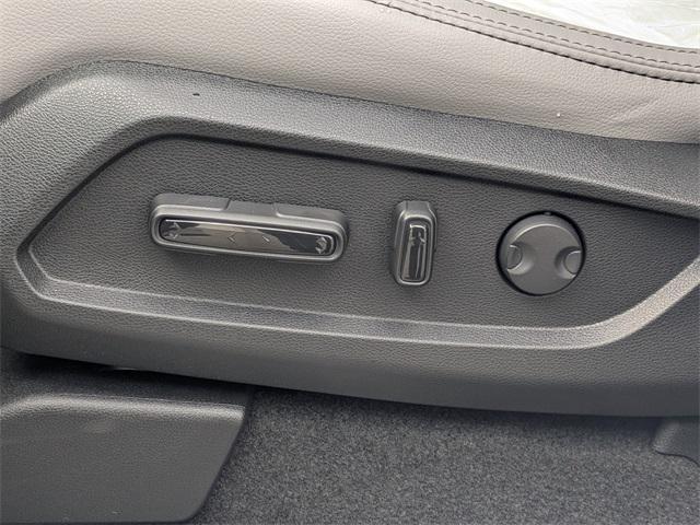 new 2025 Honda Pilot car, priced at $50,100