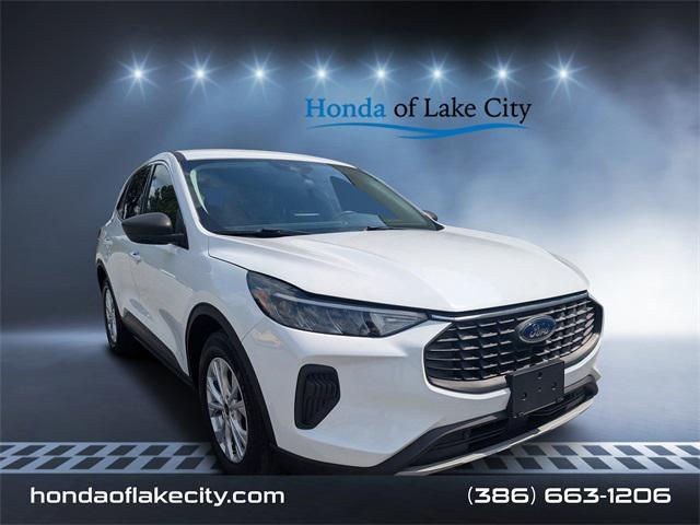 used 2023 Ford Escape car, priced at $20,550