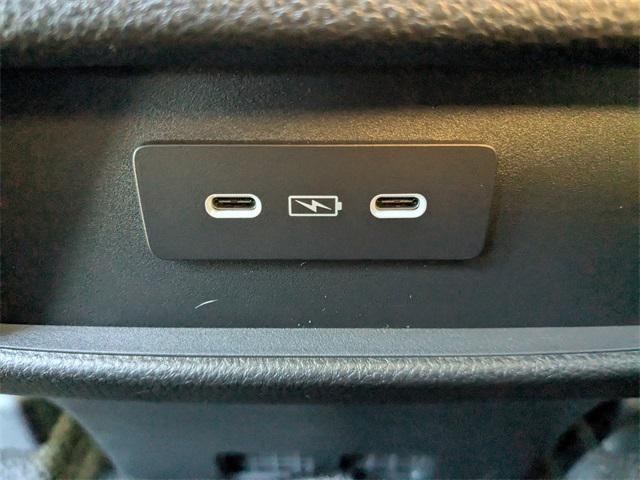 new 2025 Honda Pilot car, priced at $43,452